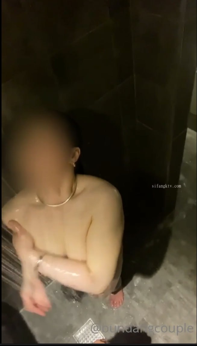 国产AV 精东影业 JD096 闷骚人妻欲求不满2